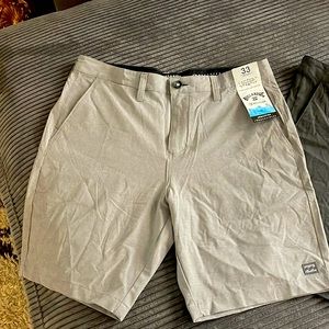Billabong crossfire shorts NWT size 33